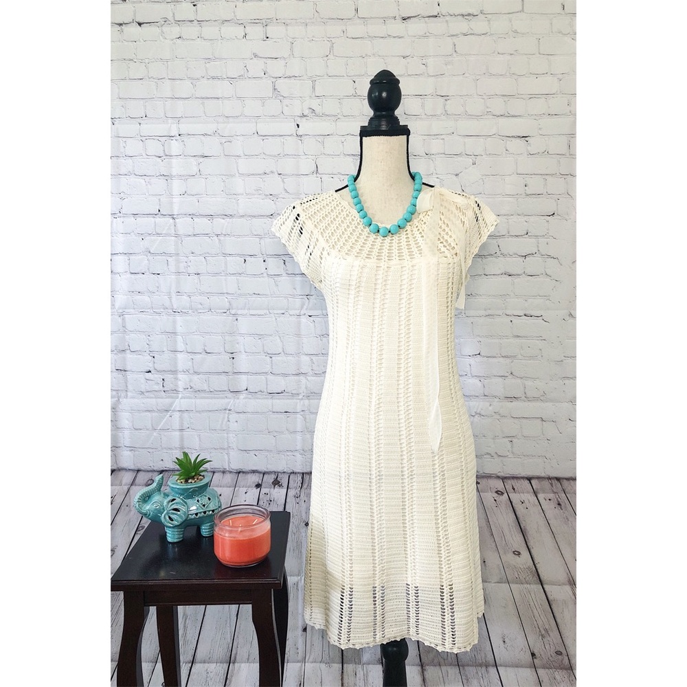BCBG MAX AZRIA POINTELLE KNIT CREAM DRESS SMALL